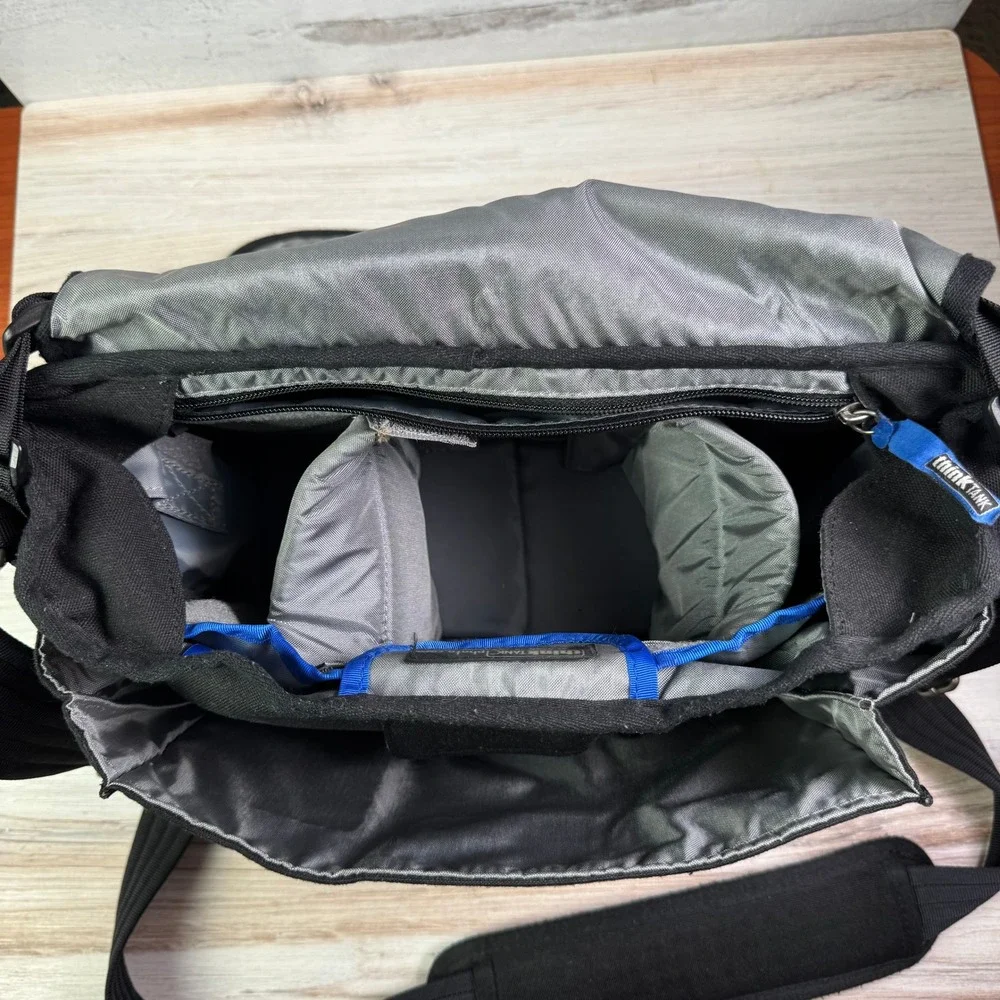 Think Tank Retrospective 7 Black Canvas Camera Messenger Bag Shoulder Strap